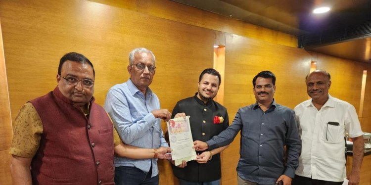 Anshumman Joshi led Dhanvarsha Group offers Rs 150 Crore Private Placement to Revive Samarth Sahakari Bank, Executes agreement.