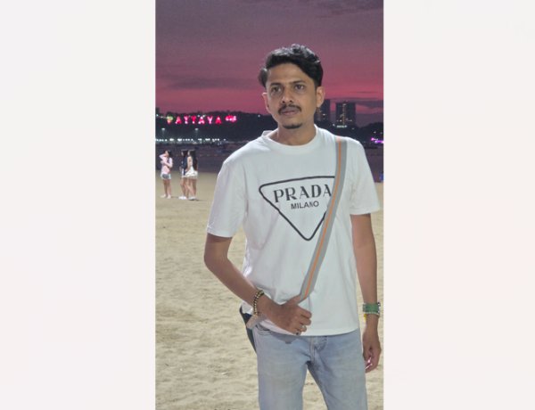 Ketan Pendse: Marathi-Hindi Actor-Director Debuts as Author with 'Haveli: Ek Adhuri Mulakat', Turns International Filmmaker with '11:17PM'